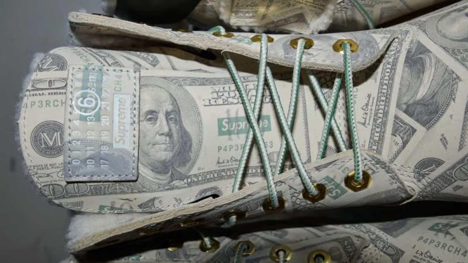 Hinh anh 3: Phien ban Timberland 6-Inch Boot phu hoa tiet tien do tu MM6 Maison Margiela va Supreme