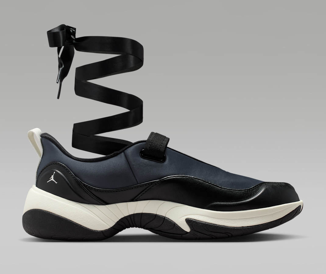 Alternative view of Giày Nike Air Jordan Pointe 'Black Sail' IB8597-001