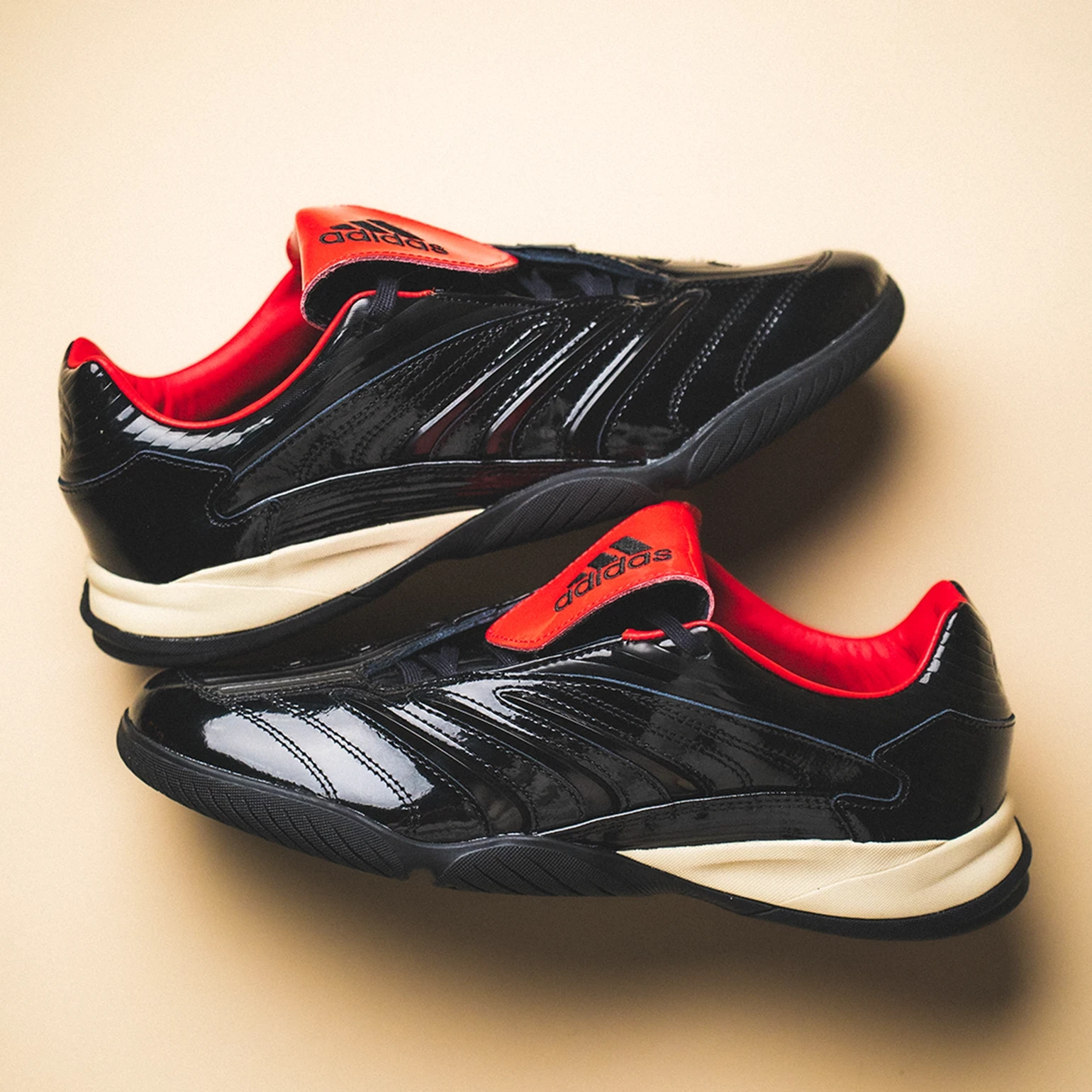 Alternative view of Giày Adidas Predator Sala 'Black Red' IH7009