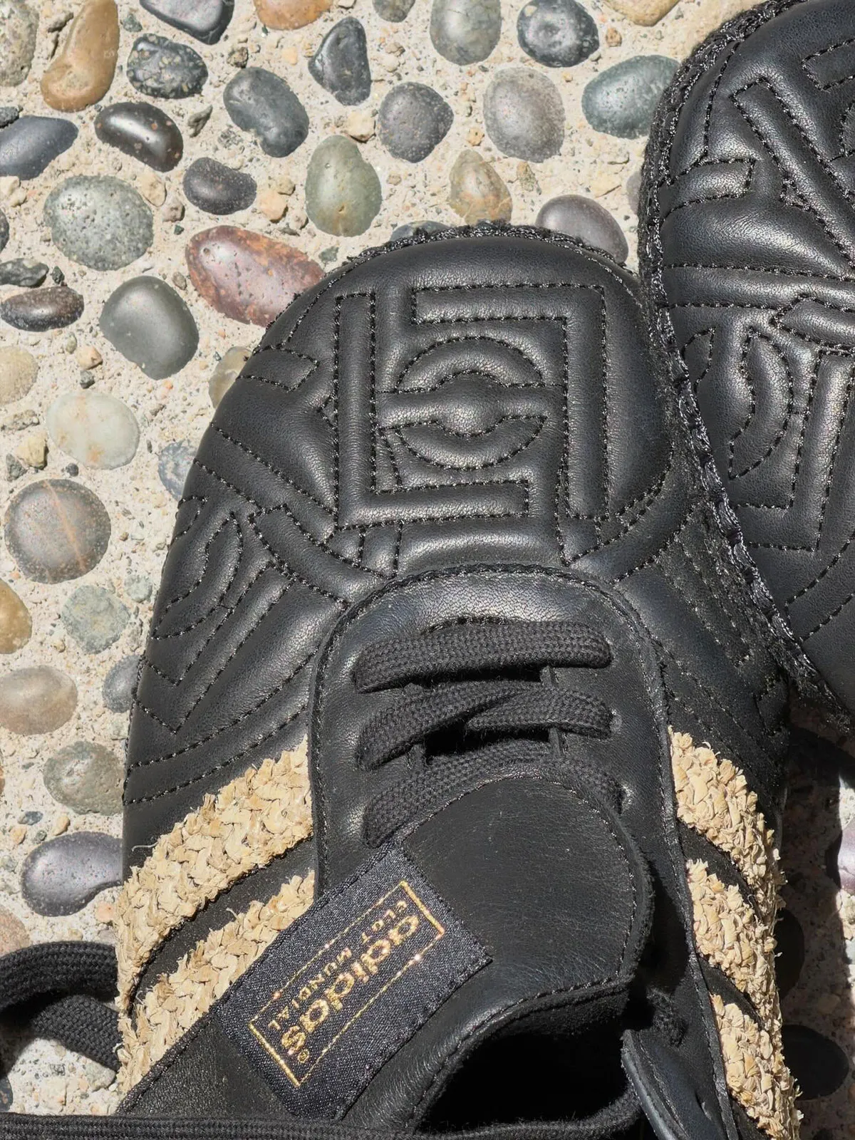 Hinh anh 4: CLOT x Adidas Mundial 2026 voi de espadrille doc dao