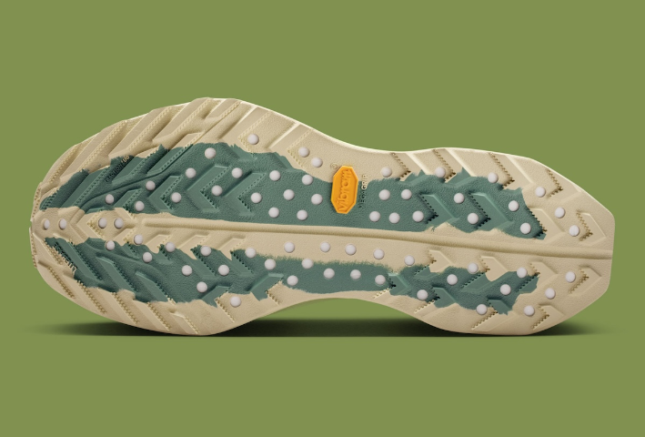 Alternative view of Giày Nike ACG Ultrafly Trail 'Dutch Green Barely Volt' IR7317-300