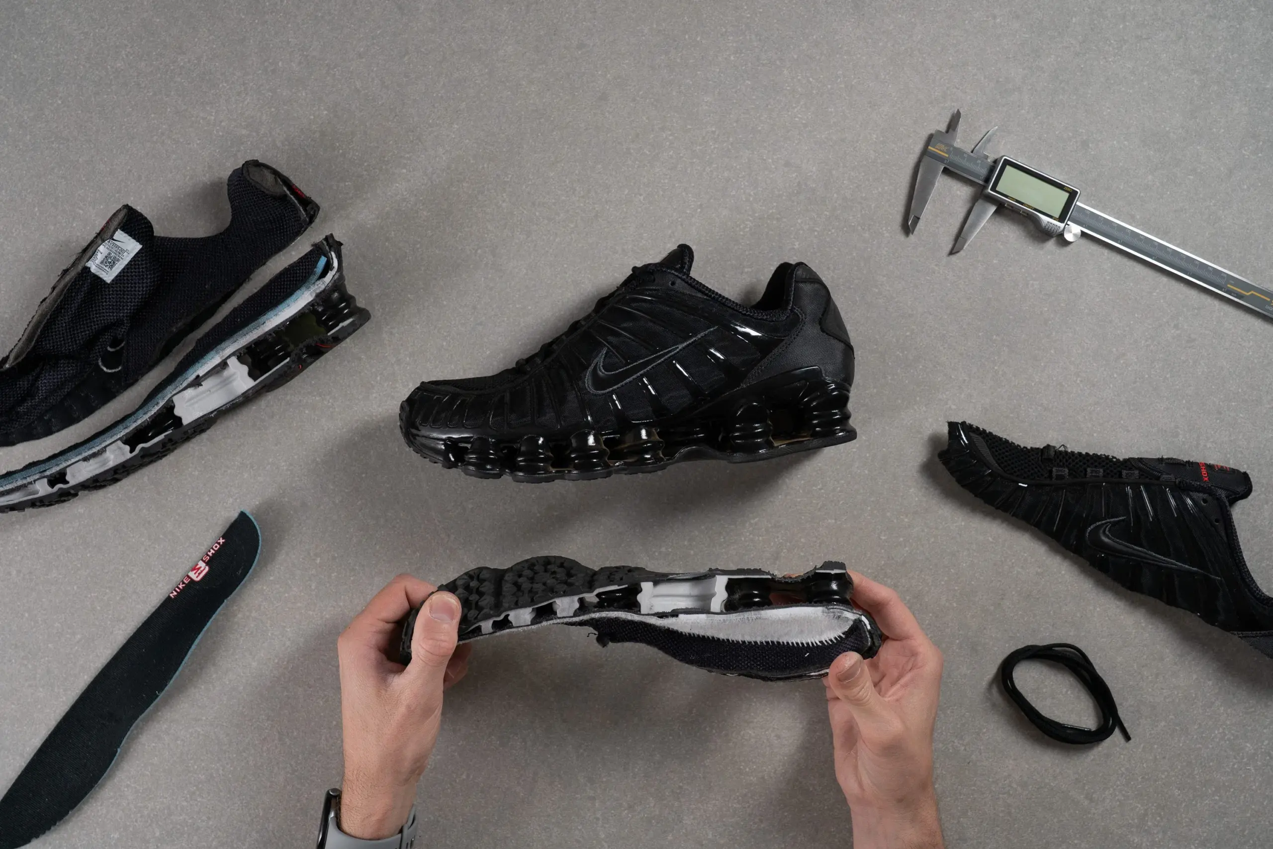 Nike Shox: Siêu Phẩm Lò Xo Đường Phố Đỉnh Cao