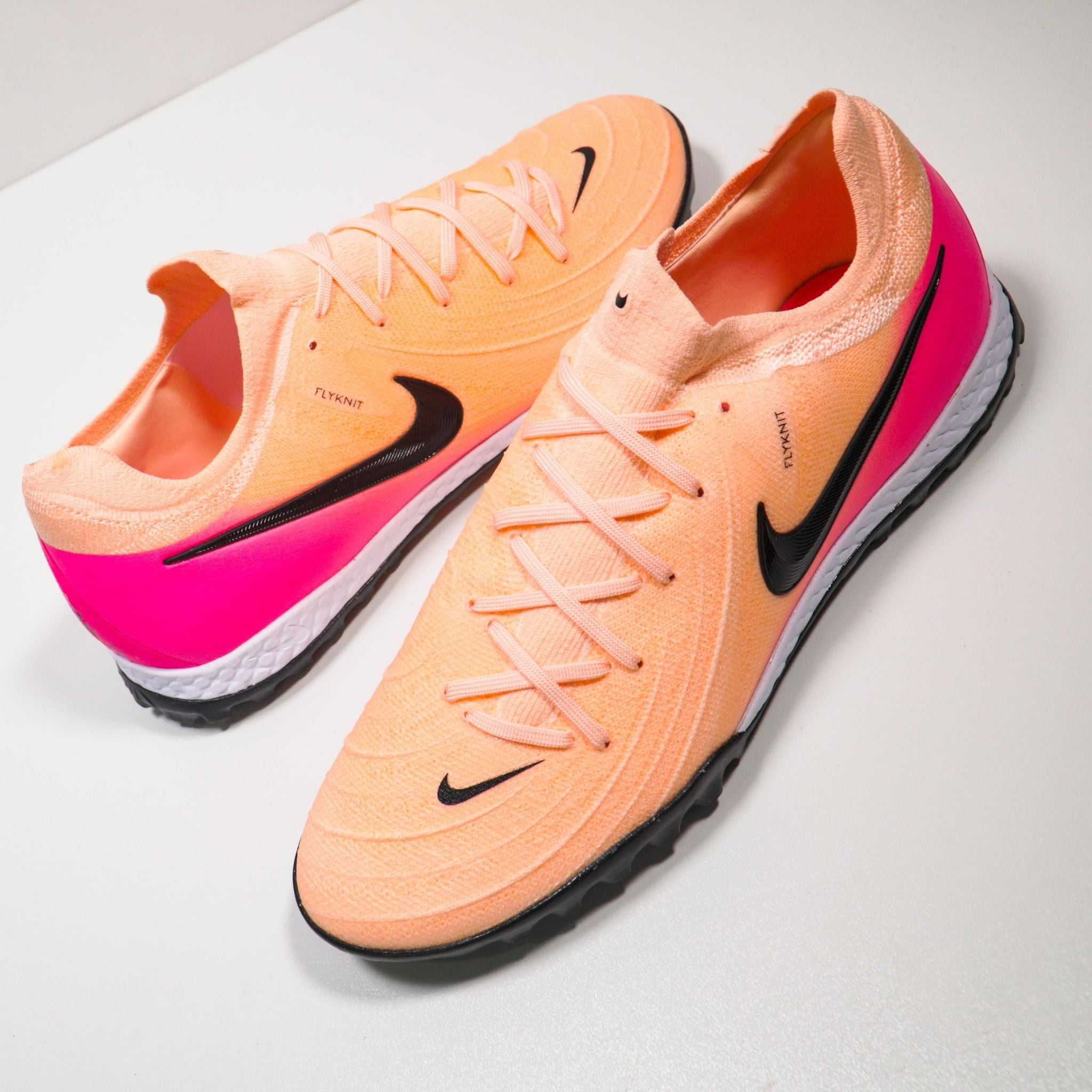 Alternative view of Giày Nike Phantom GX 2 Pro TF Prism Pack 'Pink Blast' FJ2583-800