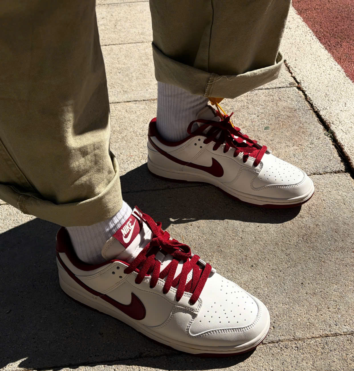 Alternative view of Giày Nike Dunk Low Retro 'Phantom Team Red' HF5441-008
