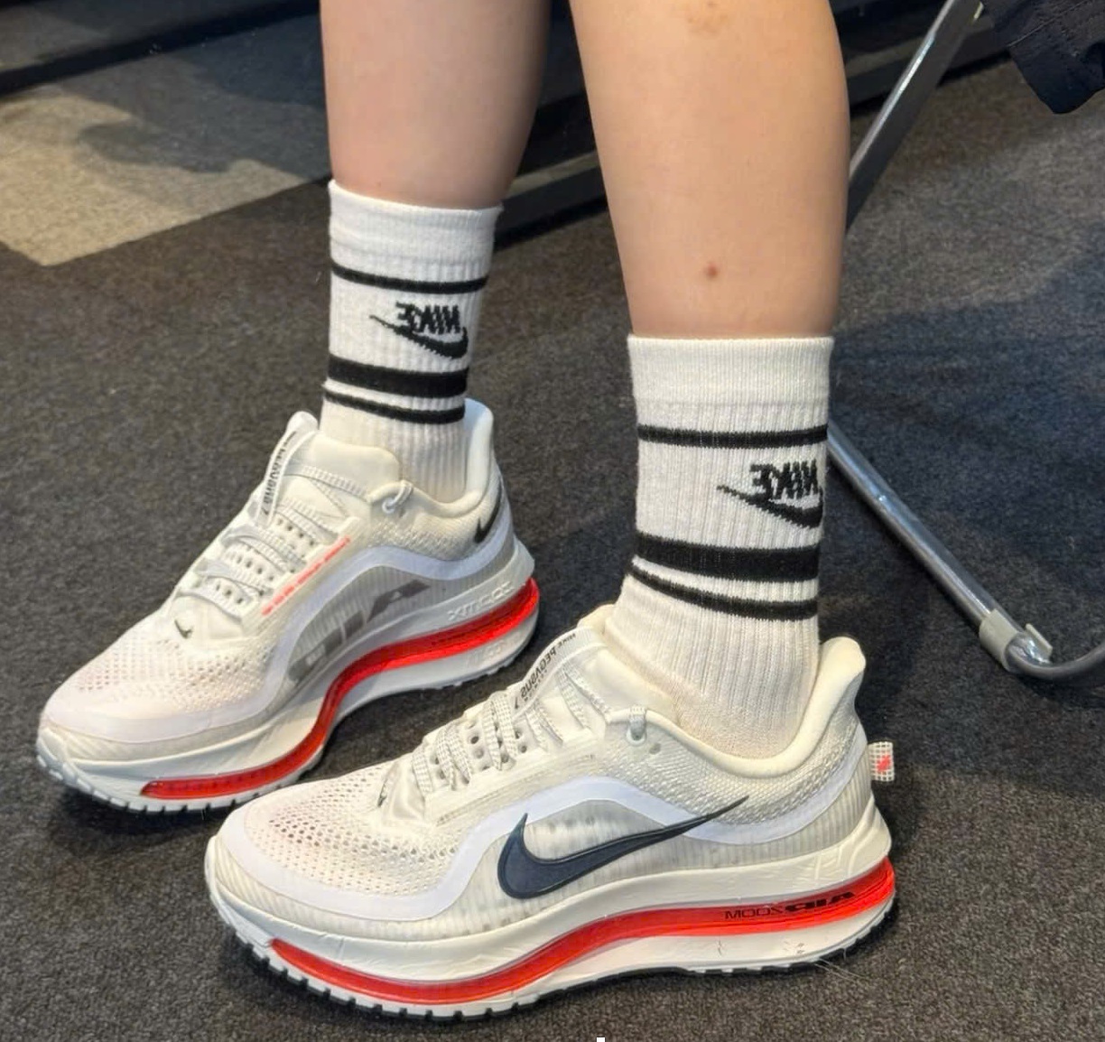 Alternative view of Giày Nike Air Zoom Pegasus Premium 'Summit White' HQ2592-101