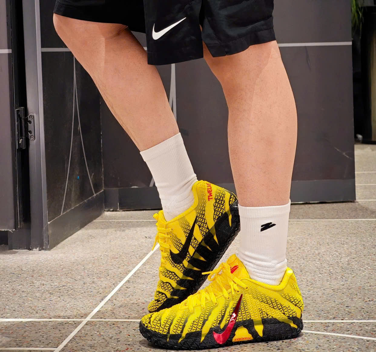Alternative view of Giày Nike Ja 3 Let Me Be Ja ‘Tour Yellow’ HF2794-702