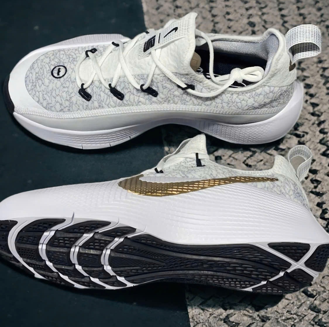 Alternative view of Giày Nike LeBron TR 1 'Wolf Grey' FJ6151-006