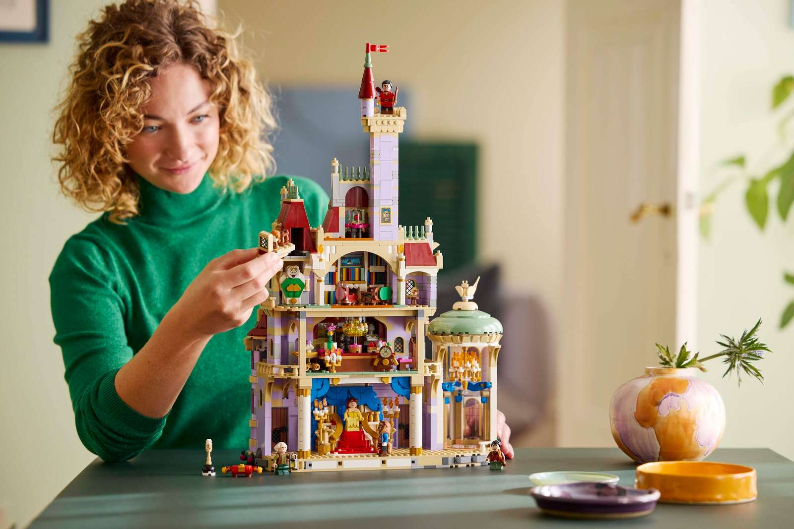 Alternative view of Mô Hình Lego Beauty and the Beast Castle 43263