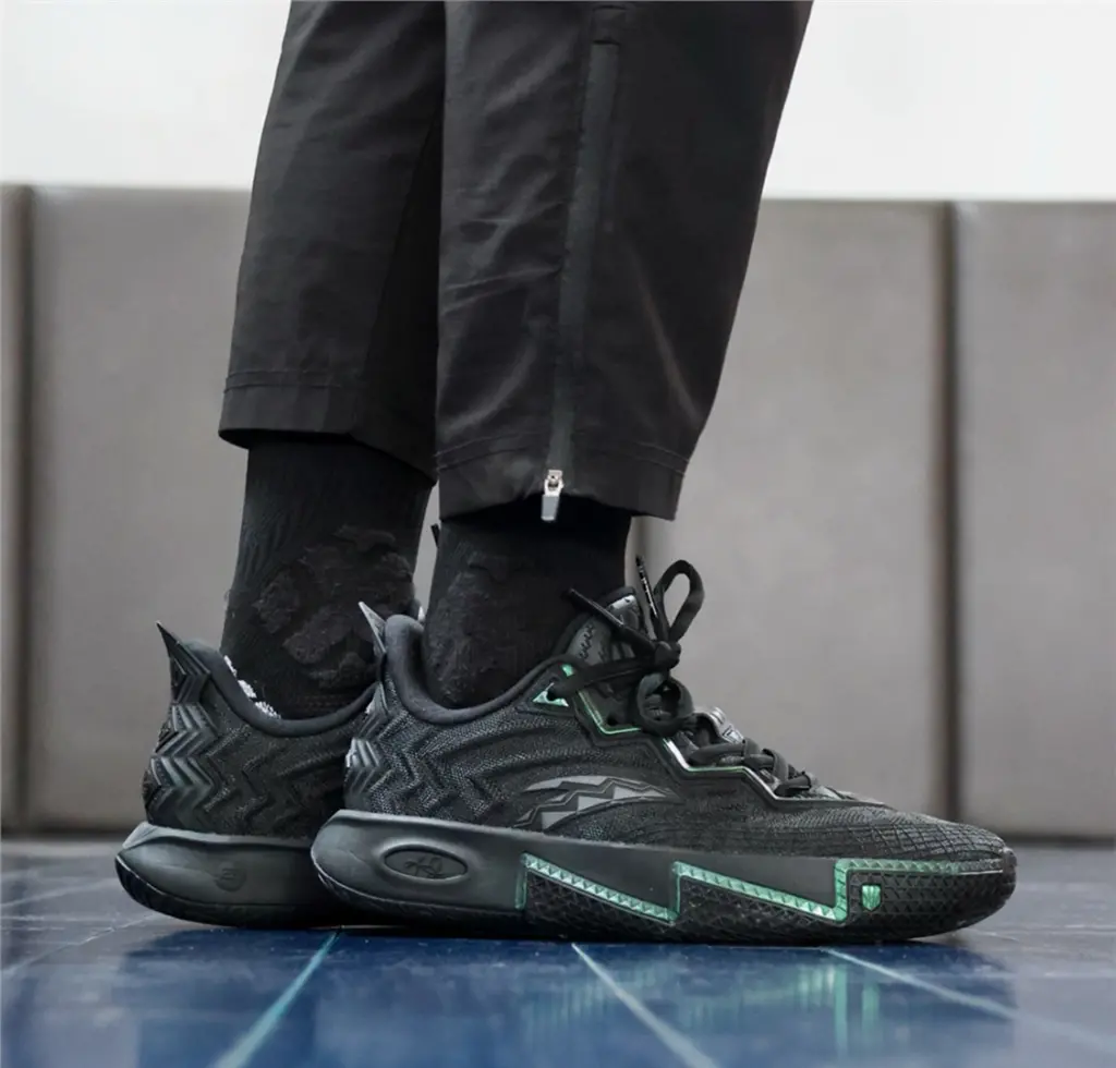 Alternative view of Giày Anta Kai 2 'Triple Black' 112531111S-3