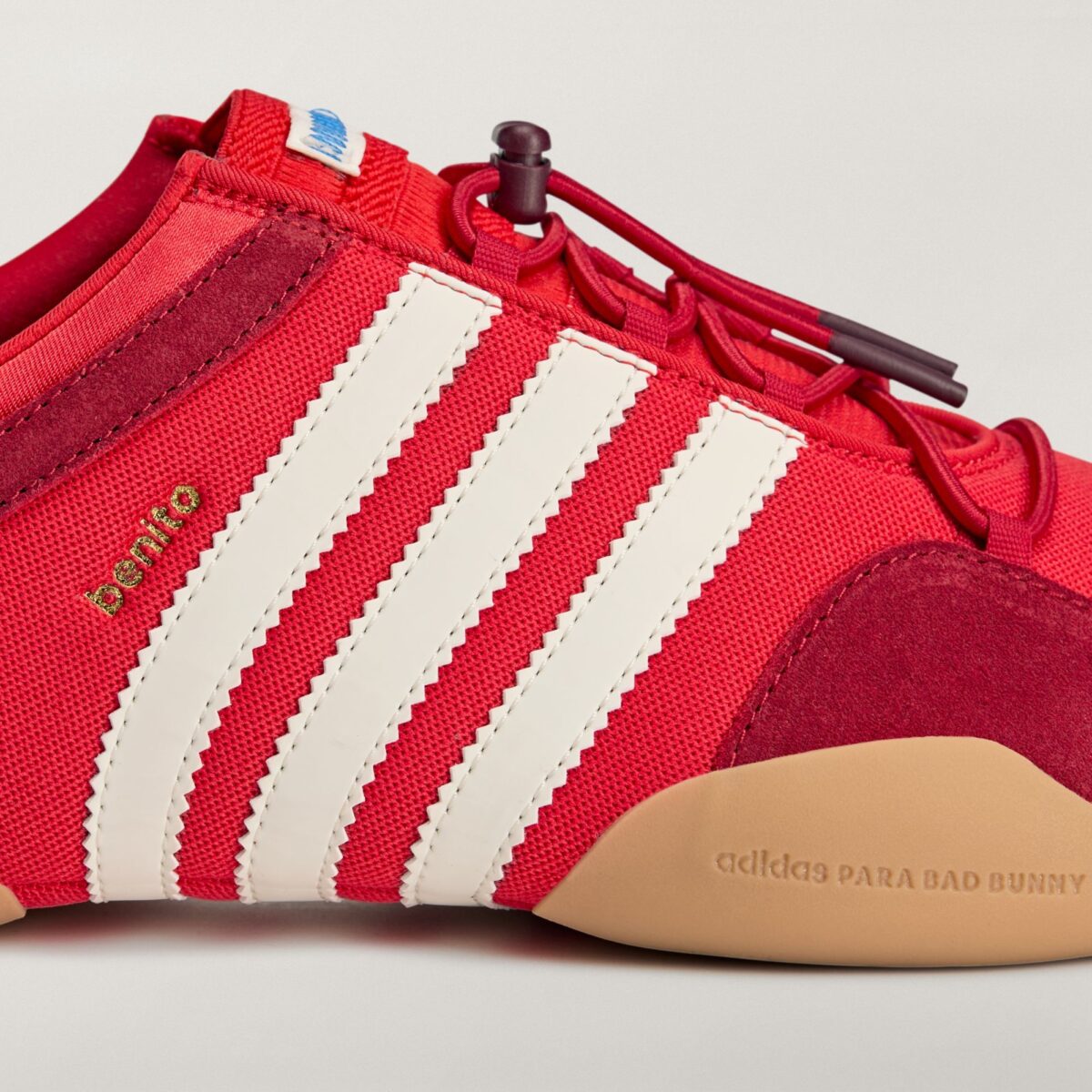 Bad Bunny x Adidas “Vivid Red” lấy cảm hứng từ những cây phượng vĩ của Puerto Rico