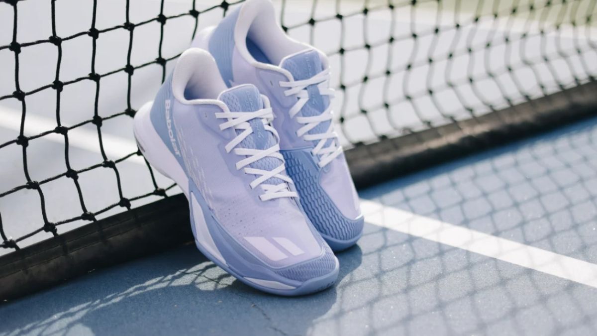 Đánh giá chi tiết giày tennis Babolat Jet Mach 4: Tốc độ được định nghĩa lại