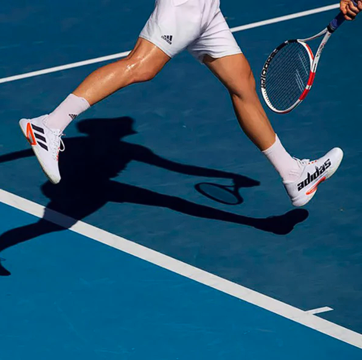 Huong dan chon mua giay tennis adidas tot nhat nam 2026