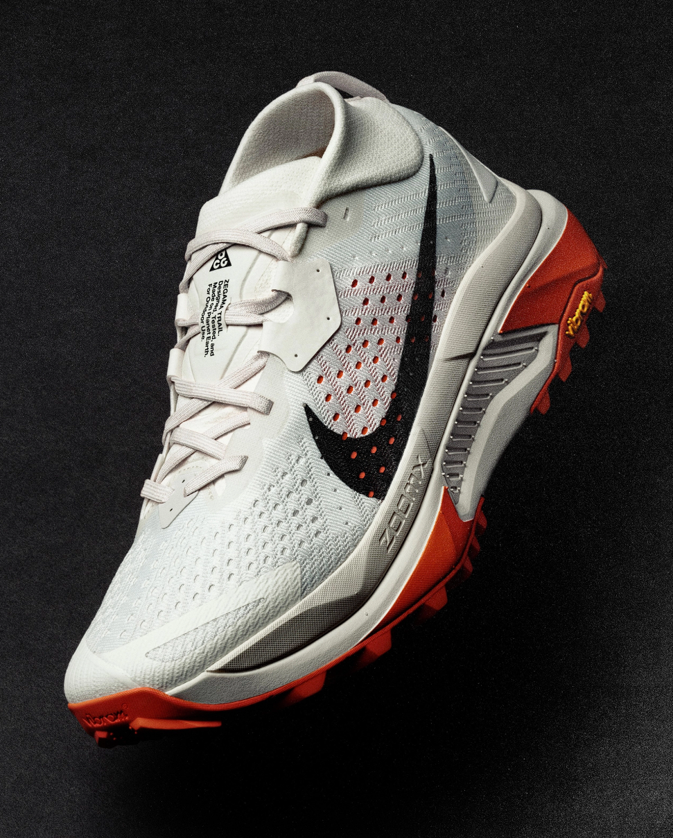 Đánh giá chi tiết giày chạy trail Nike ACG Zegama