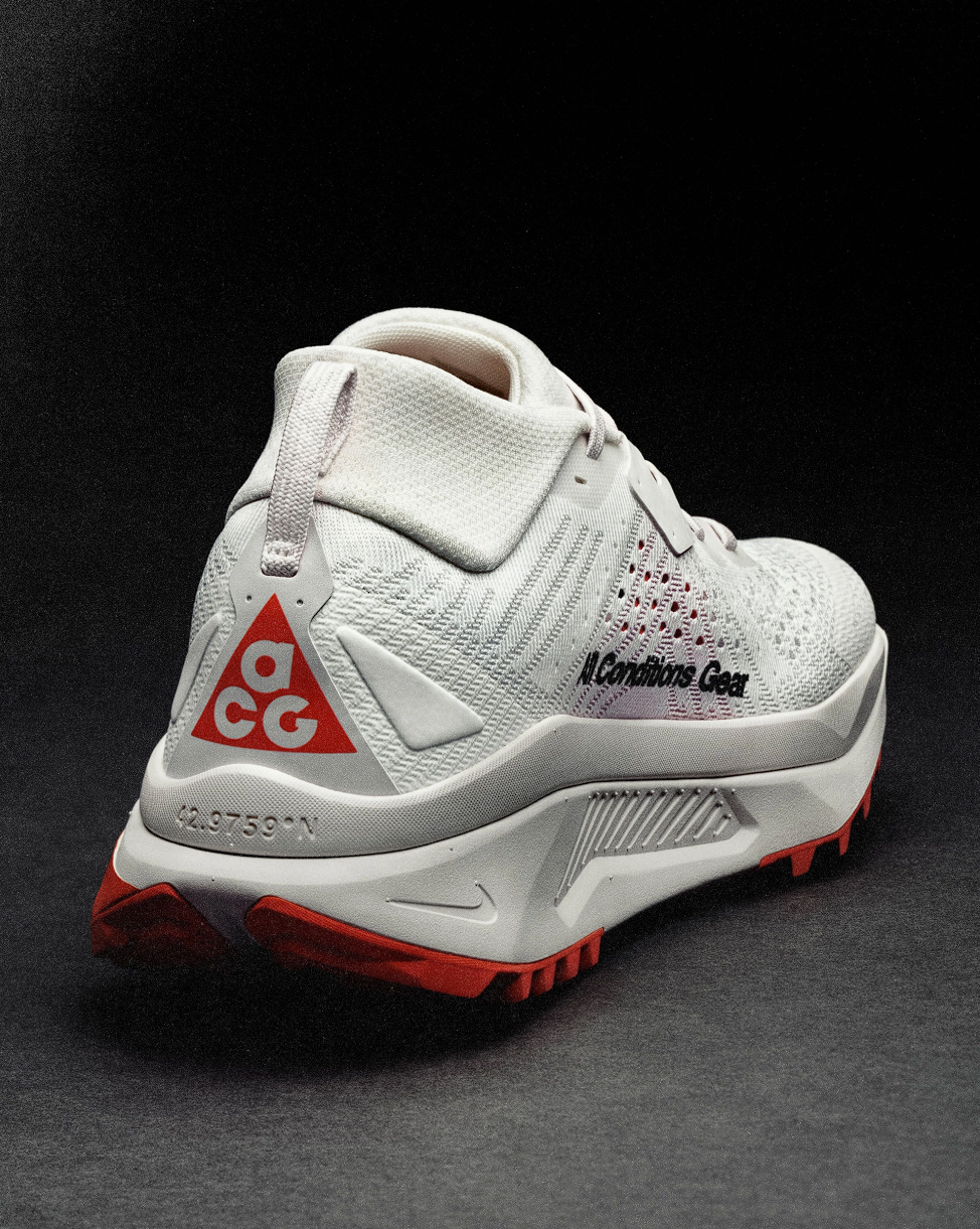 Đánh giá chi tiết giày chạy trail Nike ACG Zegama