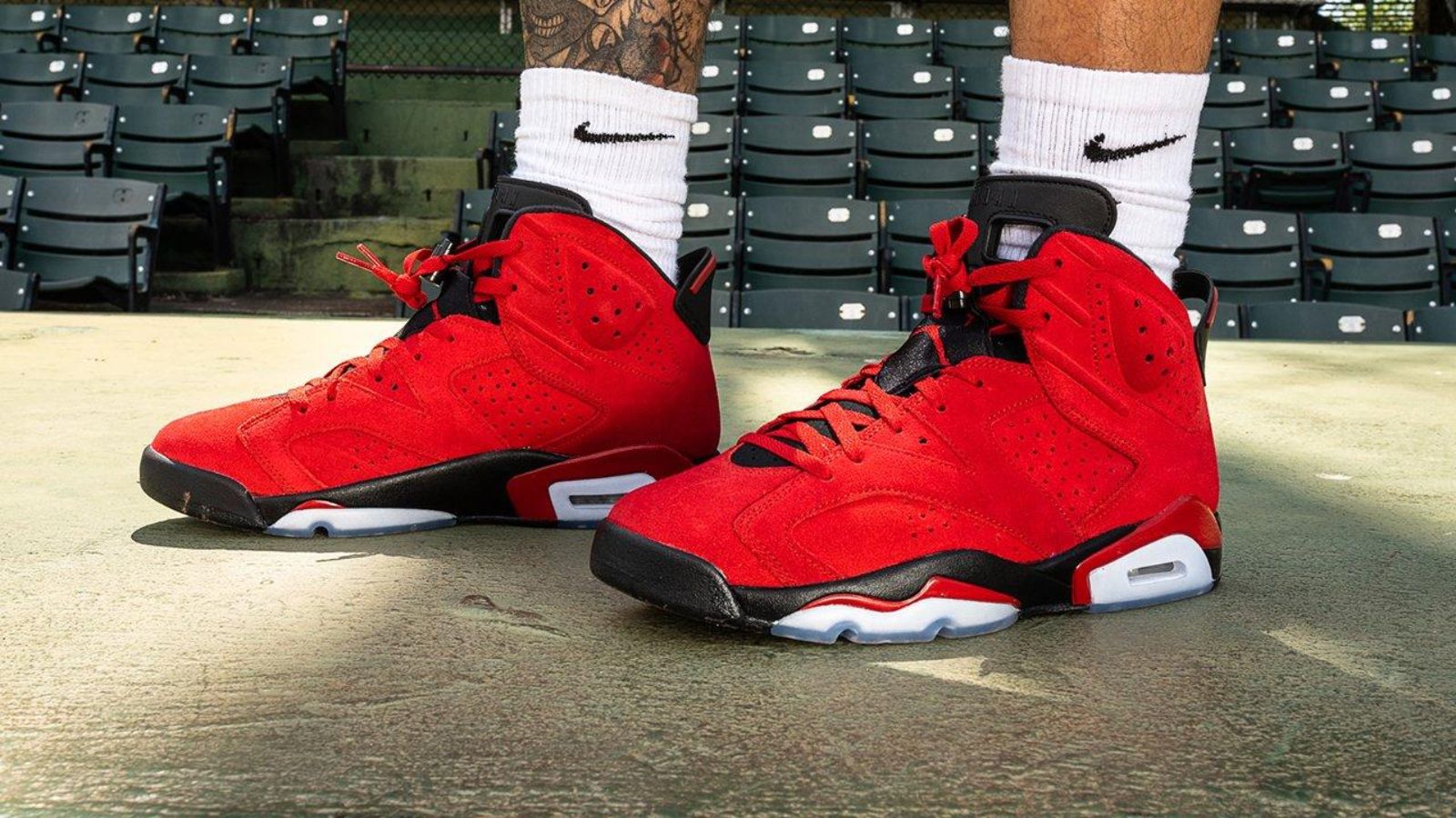 Hinh anh 6: Air Jordan phoi mau Toro Bravo huyen thoai voi sac do noi bat