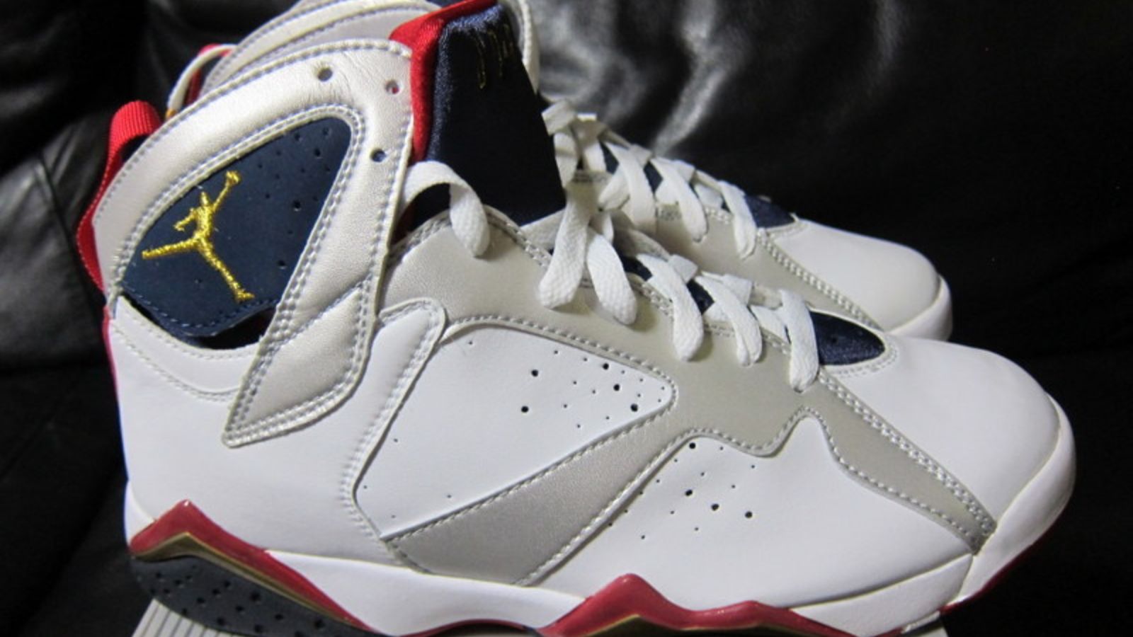 Hinh anh 10: Air Jordan 7 PE huyen thoai, phoi mau va cau chuyen NBA