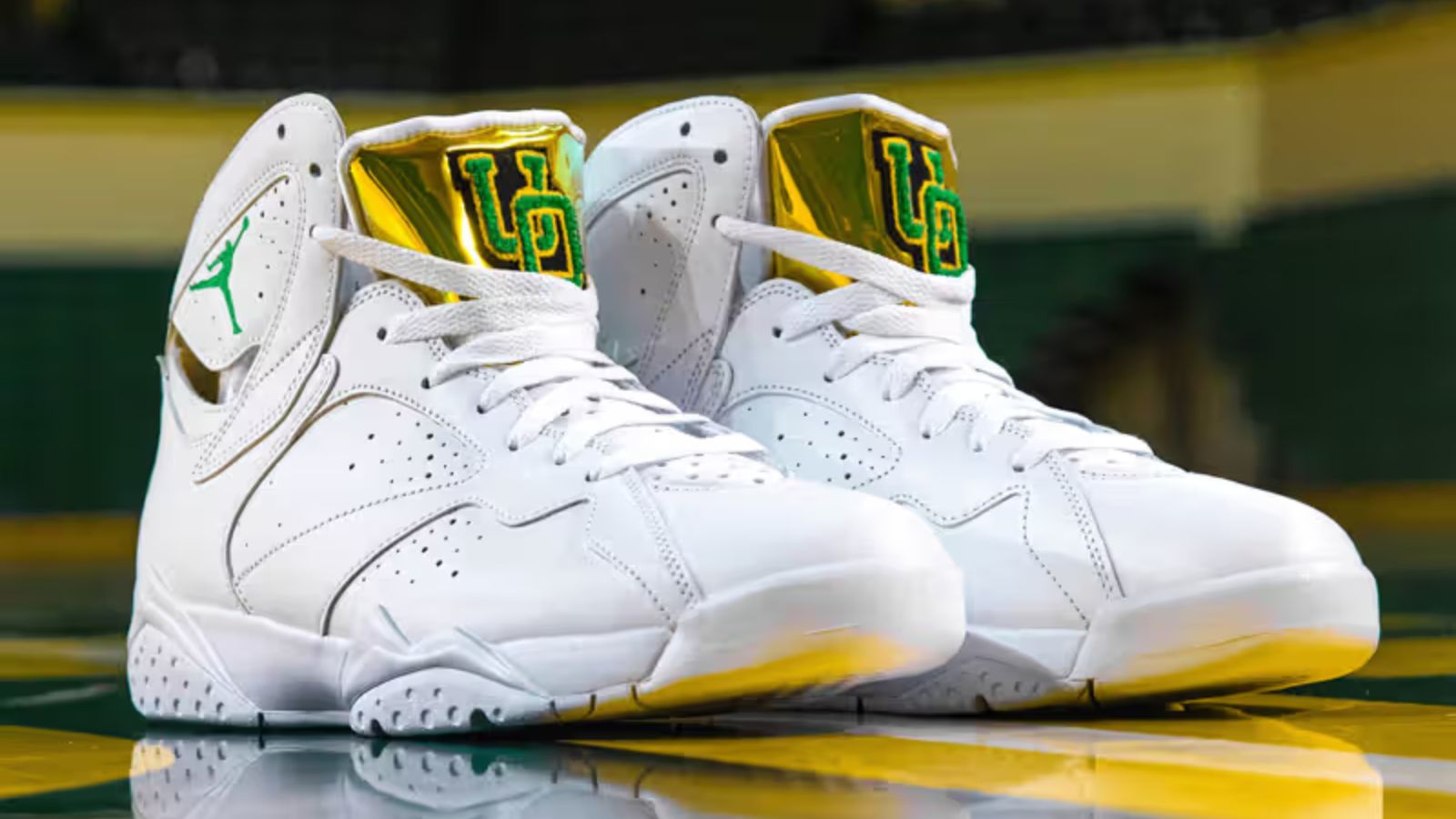 Hinh anh 1: Air Jordan 7 PE huyen thoai, phoi mau va cau chuyen NBA