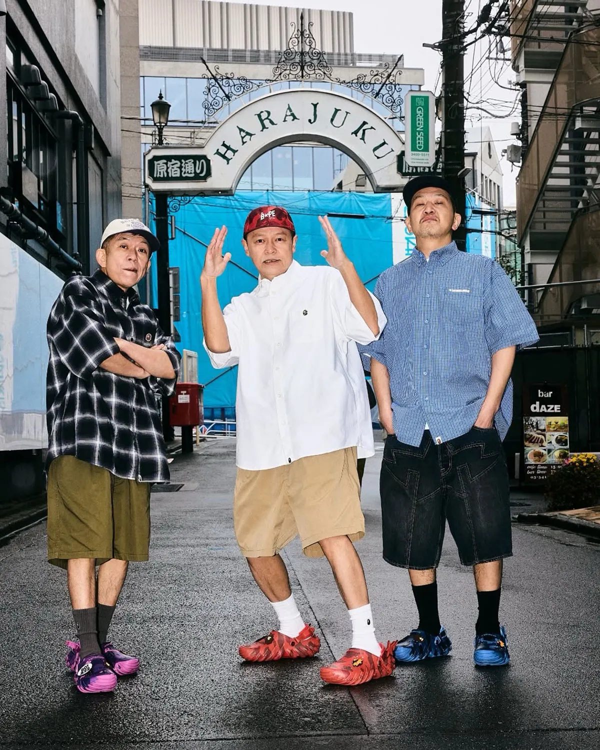 Hinh anh 3: Hinh anh giay BAPE x Crocs Echo RO Clog voi hoa tiet ABC Camo