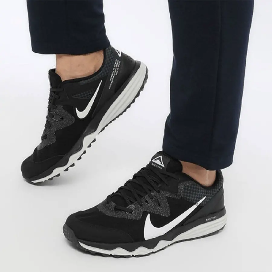 Alternative view of Giày Nike Juniper Trail ‘Black’ CW3808-001