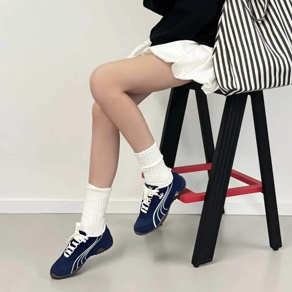 Alternative view of Giày Puma Novacat Luxe 'Dark Blue' 408096-03