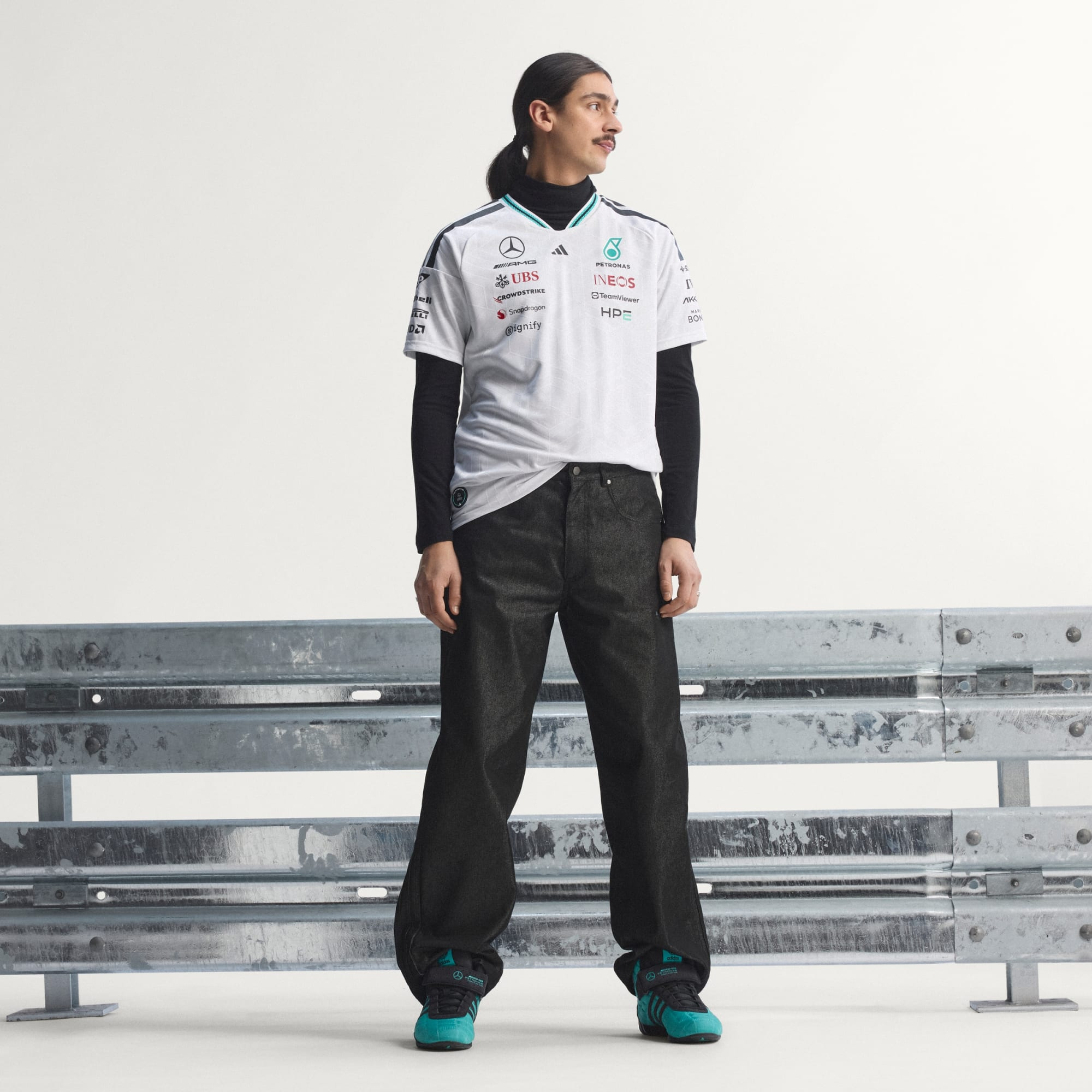 Áo Adidas Mercedes AMG Petronas Formula 1 'White' KE5324 - Ảnh 6