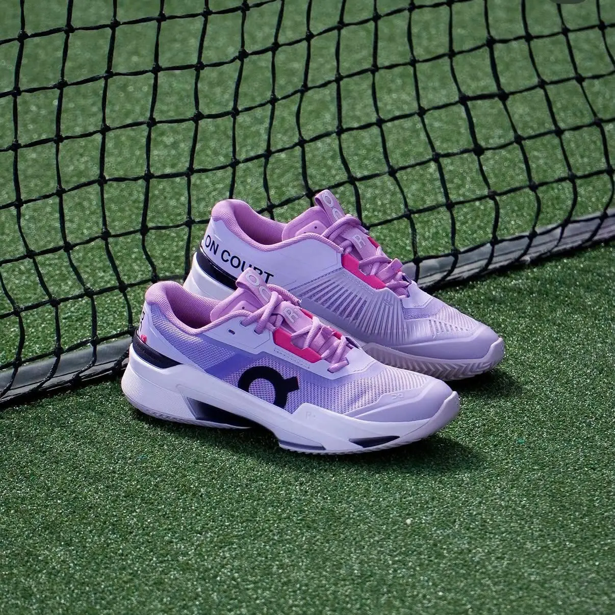 Alternative view of Giày On The Roger Pro Fire Clay ‘Bloom’ 3WF30594692