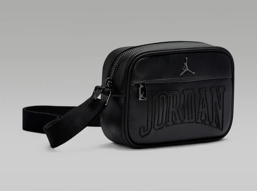 Alternative view of Túi Nike Air Jordan Perforated Camera Bag 'Black' IR8418-010
