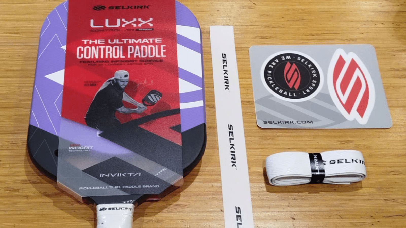 Hinh anh 2: Selkirk LUXX Control Air InfiniGrit Epic vot kiem soat 2026