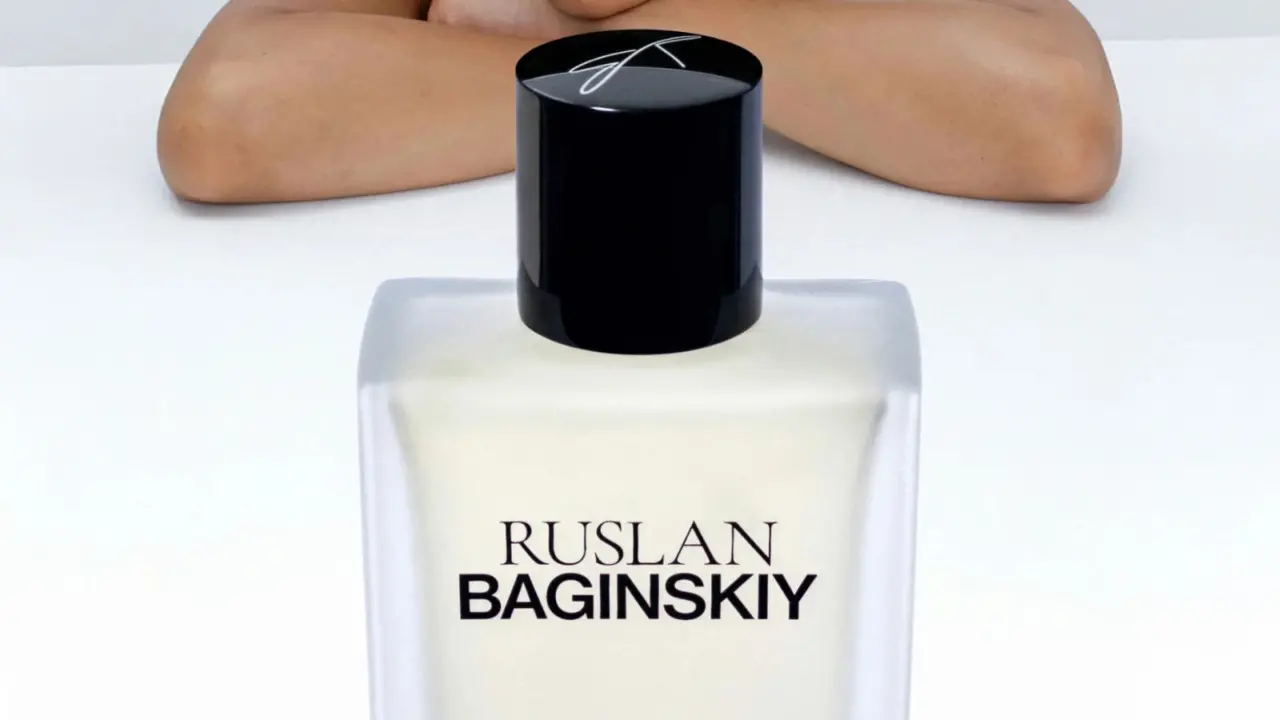 Hinh anh 1: Chai nuoc hoa Grain de Sel cua Ruslan Baginskiy