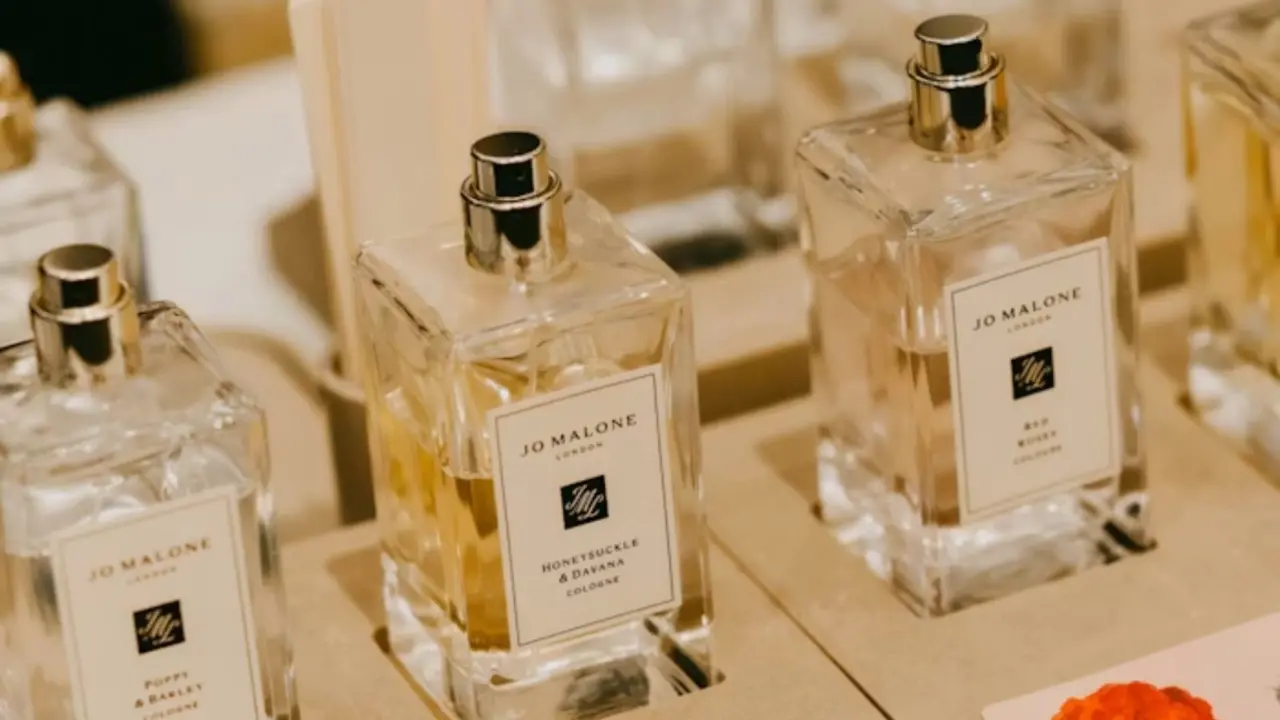 Hinh anh 4: Cong cu AI cua Jo Malone London quet hinh anh Pinterest de goi y nuoc hoa