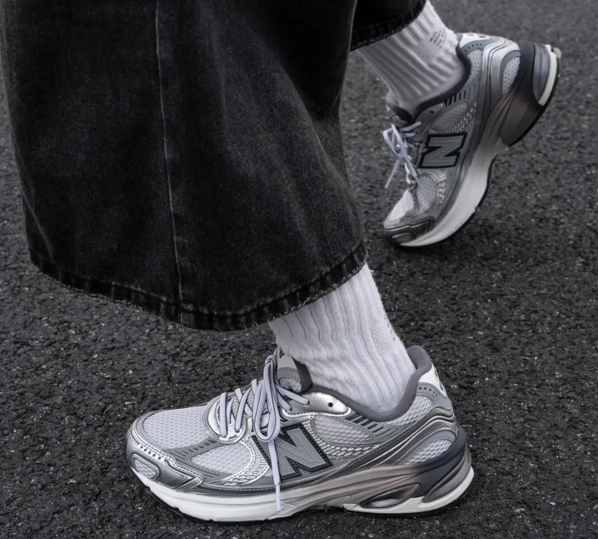 Alternative view of Giày New Balance 2010 ‘Metallic Silver Grey’ U2010753