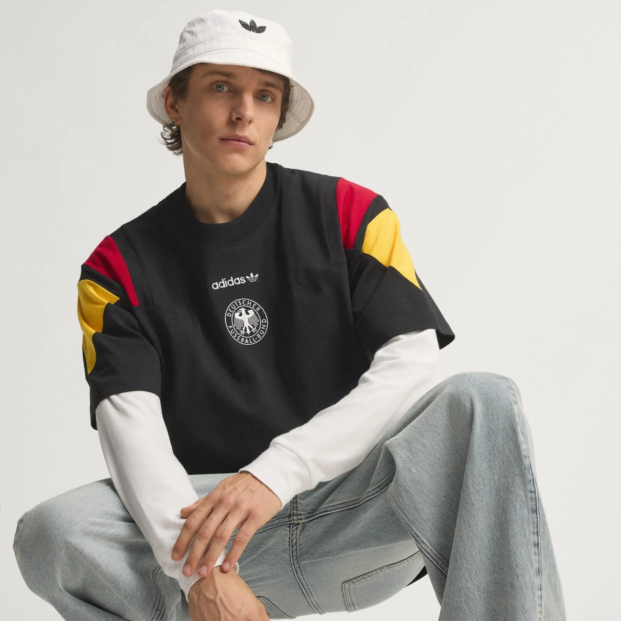 Alternative view of Áo Adidas Germany EQT T-shirt ‘Black’ KY7083