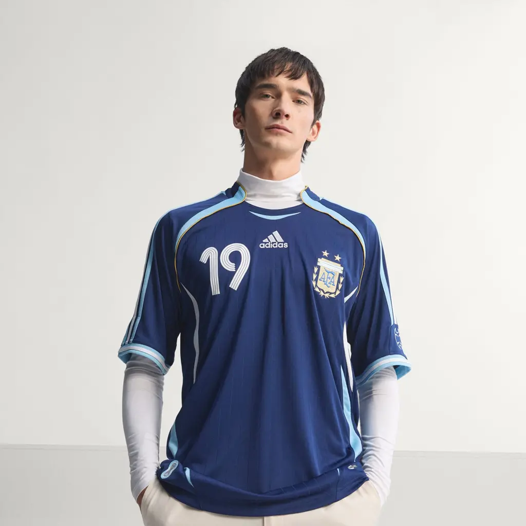Alternative view of Áo Argentina Messi Away Jersey 2006 'Dark Blue' JN3709