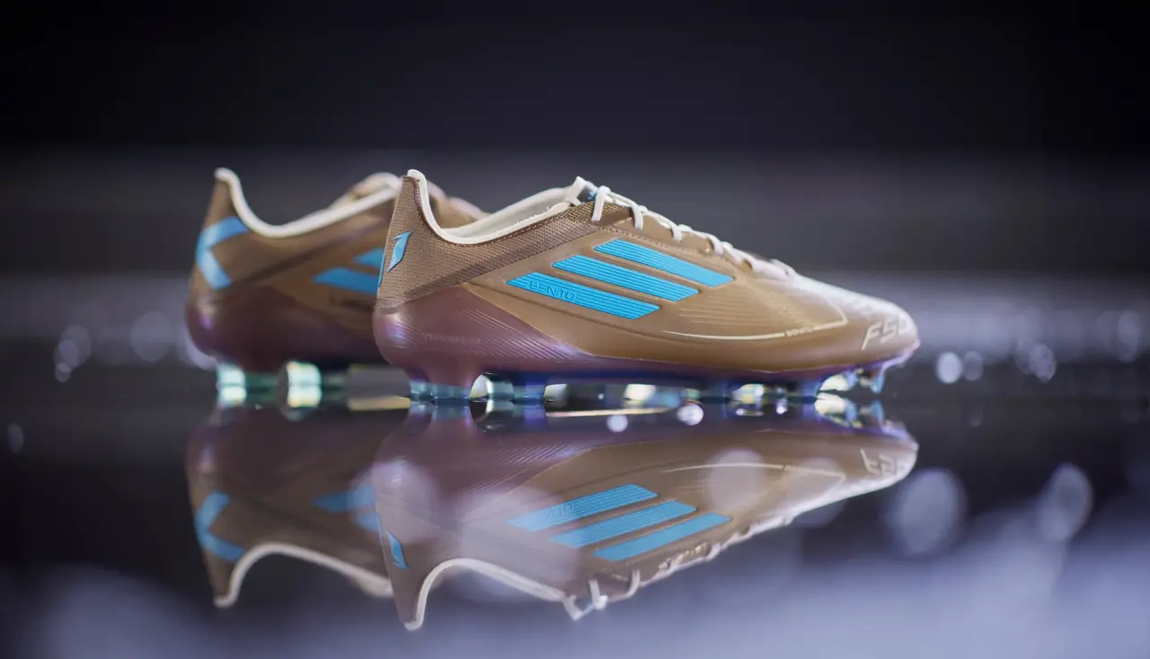 Bad Bunny x Adidas F50 mới sắp ra mắt