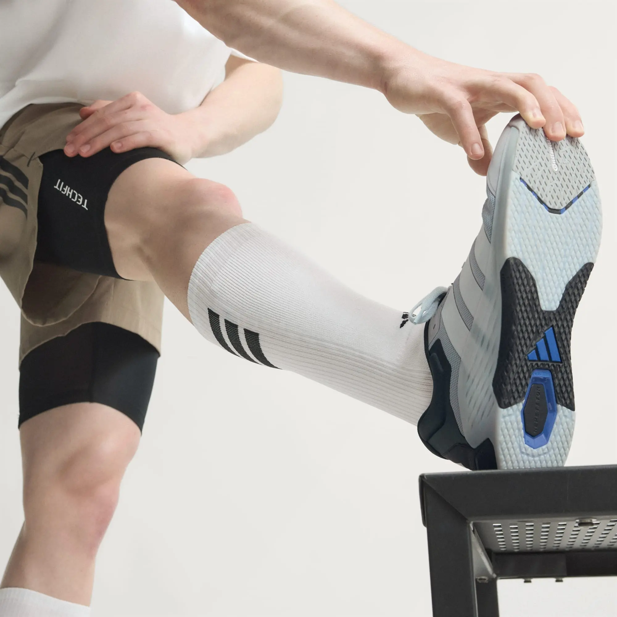 Alternative view of Giày Adidas Dropset 4 ‘Halo Silver’ KJ6611