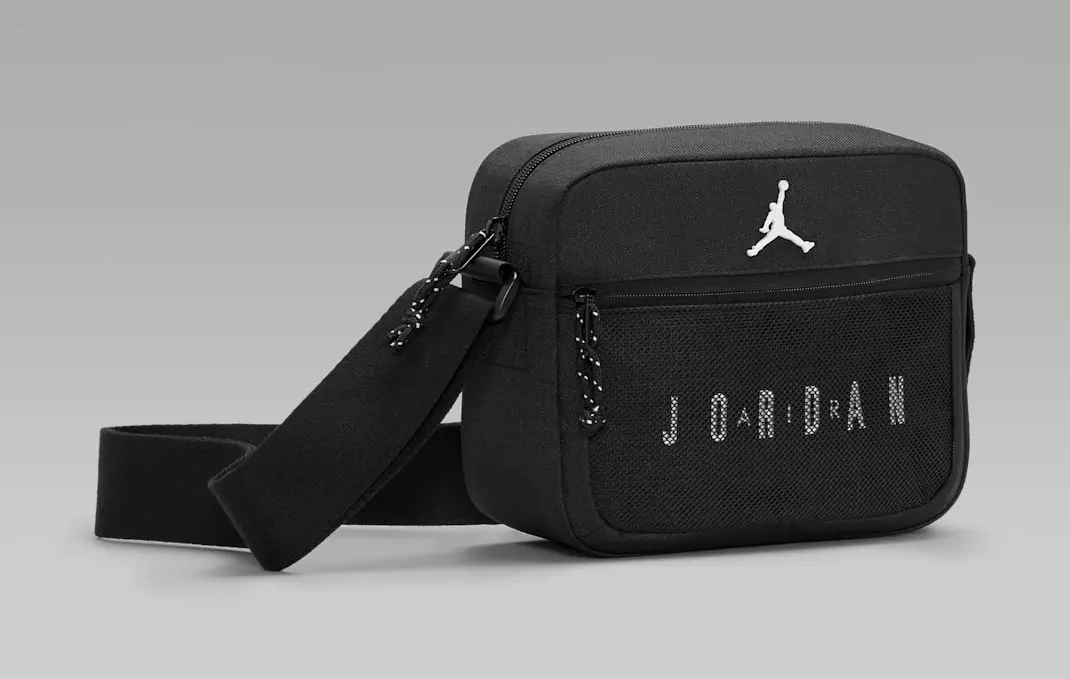 Alternative view of Túi Nike Air Jordan Blacktop 'Black' IU5398-010
