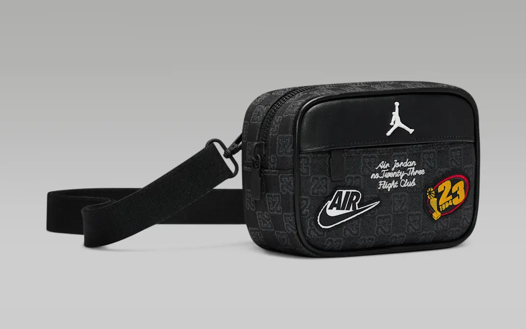 Alternative view of Túi Nike Air Jordan Bolsa Monogram 'Negro' IQ5729-010