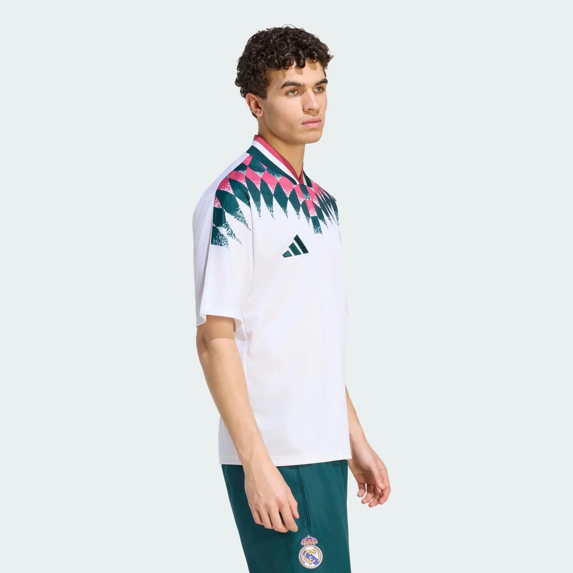 Alternative view of Áo Adidas Real Madrid Stadium Jersey KG2960