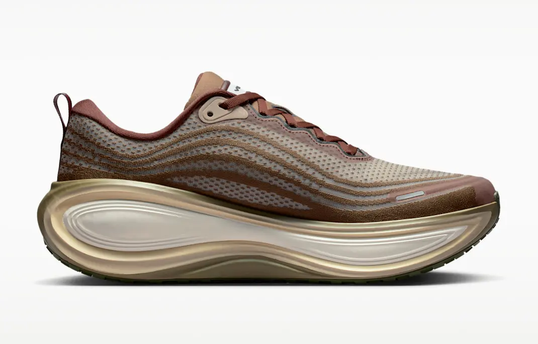Alternative view of Giày Nike Vomero Plus 'Caldera Brown' IO4482-001