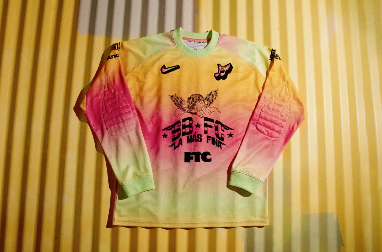 Hinh anh 1: Hinh anh bo suu tap Nike SB FC Pack voi thiet ke nang dong va mau sac bat mat