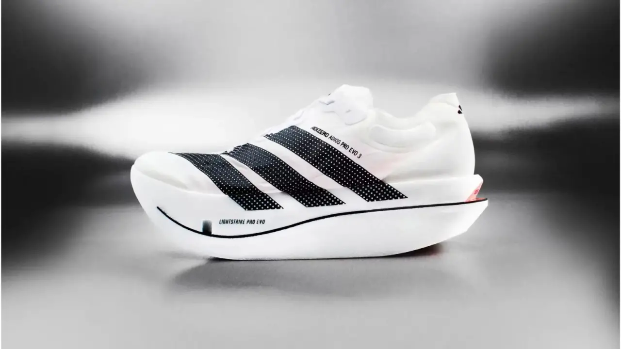 Hinh anh 4: Giay chay bo adidas Adizero voi thiet ke nhe va hieu nang cao
