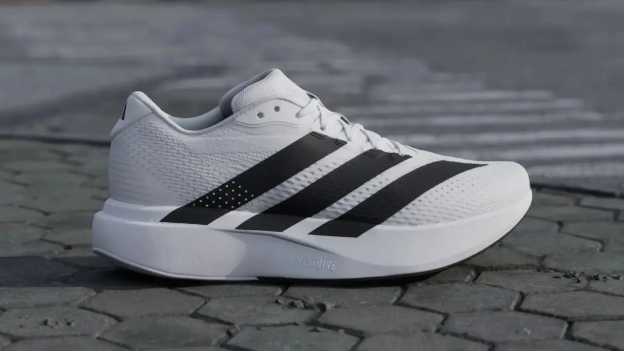 Hinh anh 8: Giay chay bo adidas Adizero voi thiet ke nhe va hieu nang cao
