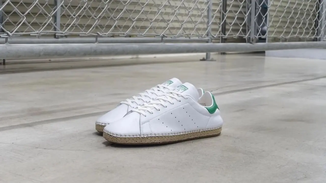 Hinh anh 2: Doi giay adidas Stan Smith bieu tuong voi thiet ke toi gian