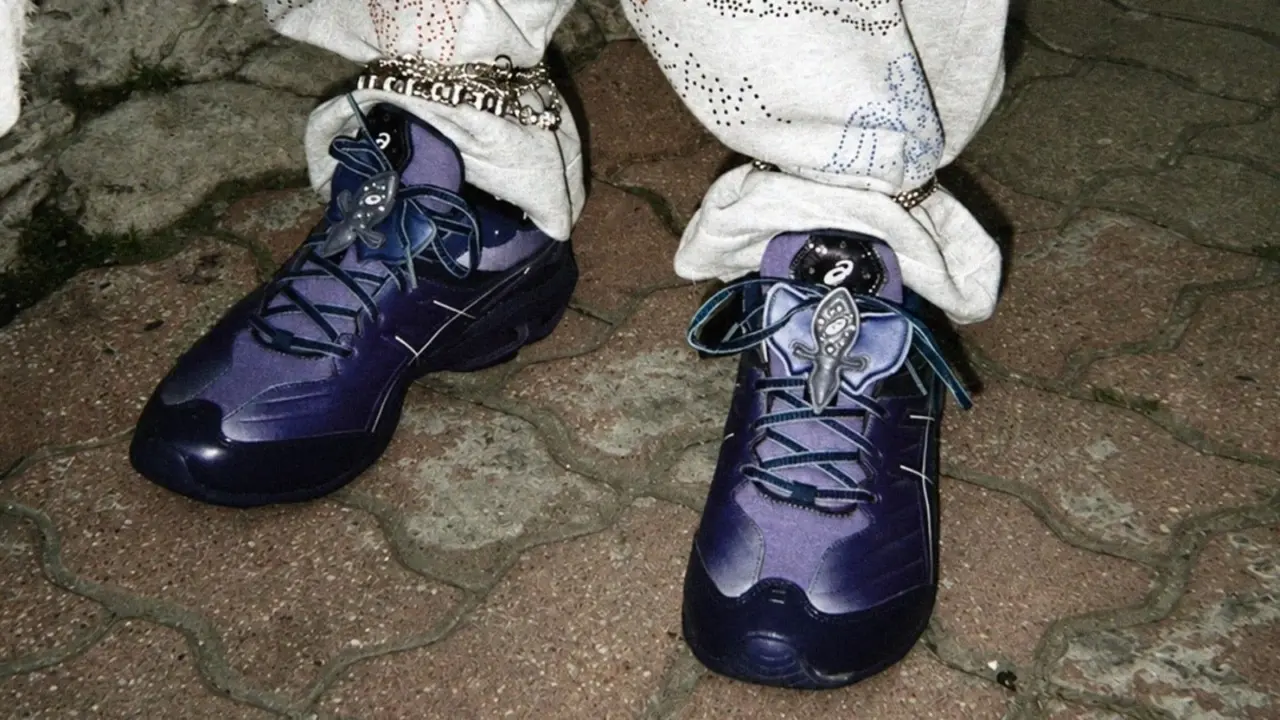 Hinh anh 4: Giay ASICS x Juntae Kim Gel-Kinetic FR voi chi tiet hoa thao roi