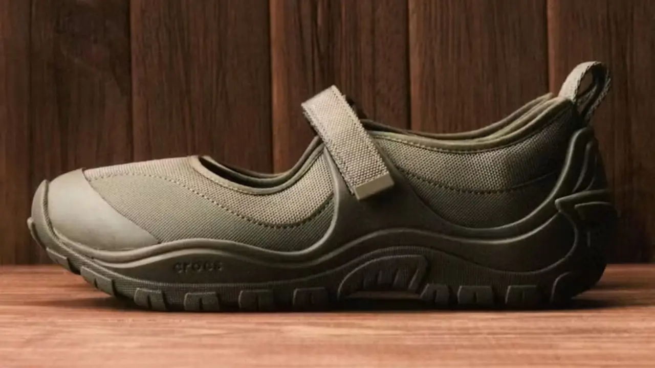 Hinh anh 1: Giay Crocs EXP Terre ket hop phong cach ballet va trekking