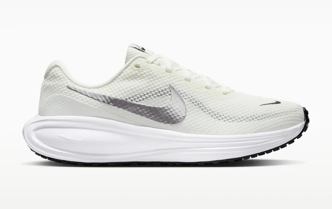 Alternative view of Giày Nike Revolution 8 'Sail' HJ8485-112