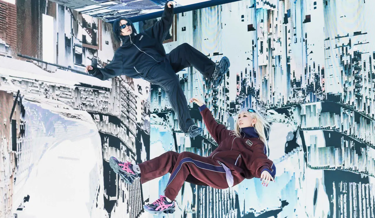YOASOBI và ASICS hợp tác ra mắt dòng giày GEL-KINETIC FLUENT Y