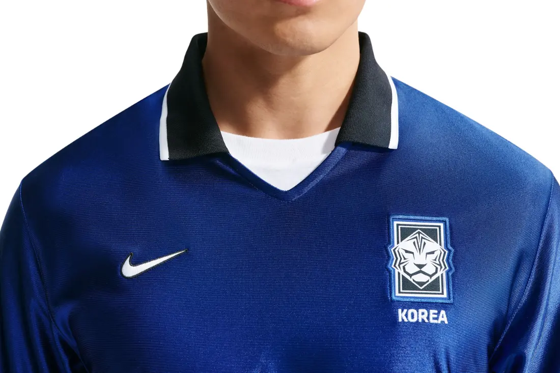Alternative view of Áo Nike Korea Energy Dri-FIT Short-Sleeve IH1279-418