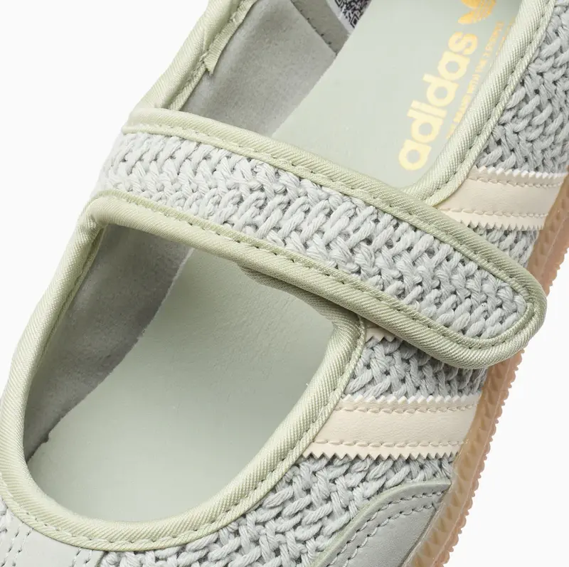 Alternative view of Giày Adidas Originals Samba Jane 'Beige' LA7837