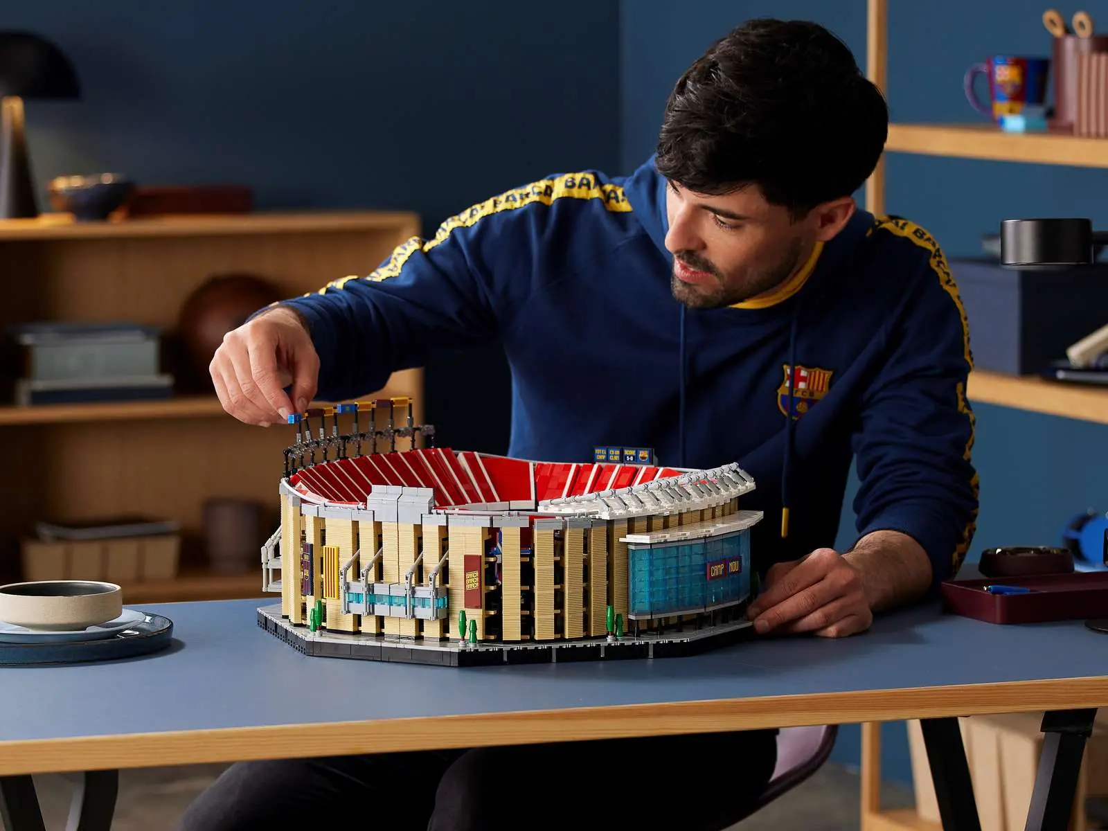 Alternative view of Mô hình Lego Camp Nou – FC Barcelona 10284